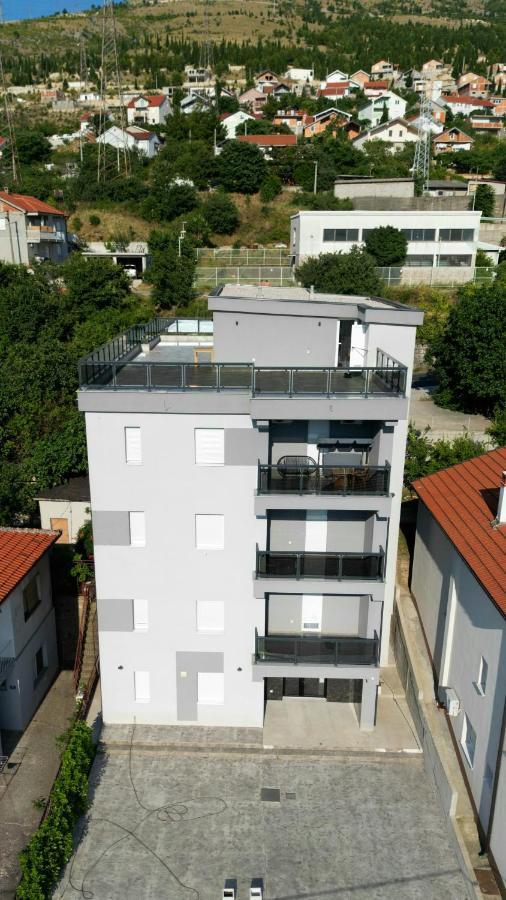 Villa Scandinavia モスタル エクステリア 写真